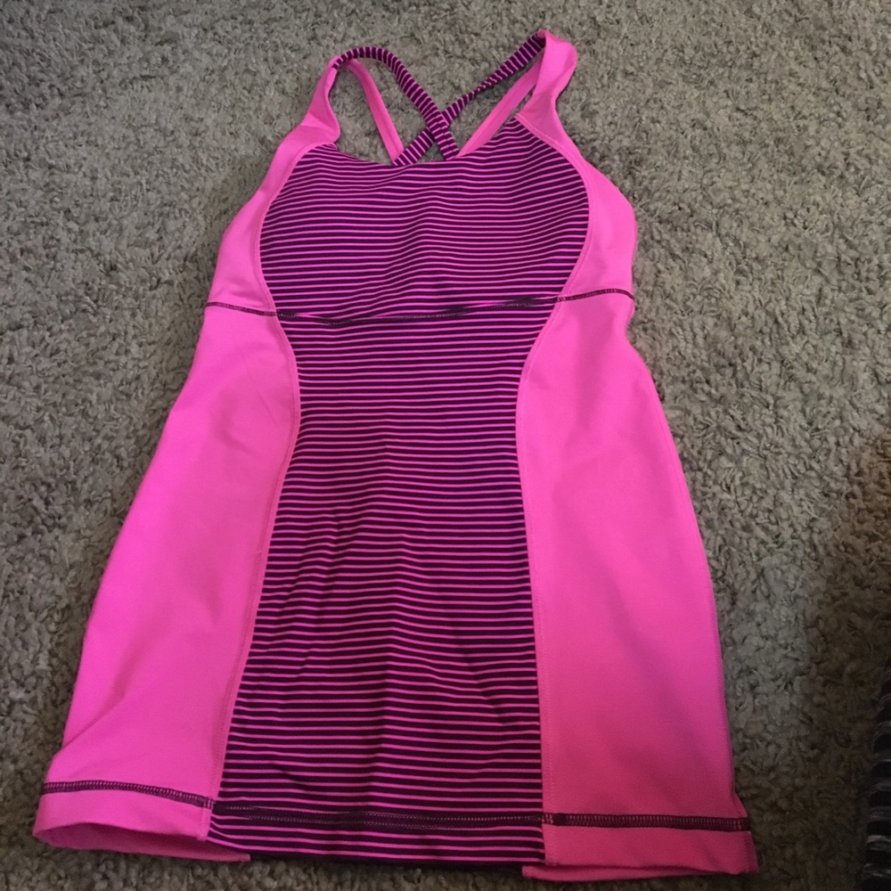 🆕NWOT✨Lululemon Athletica Top - Size 4
